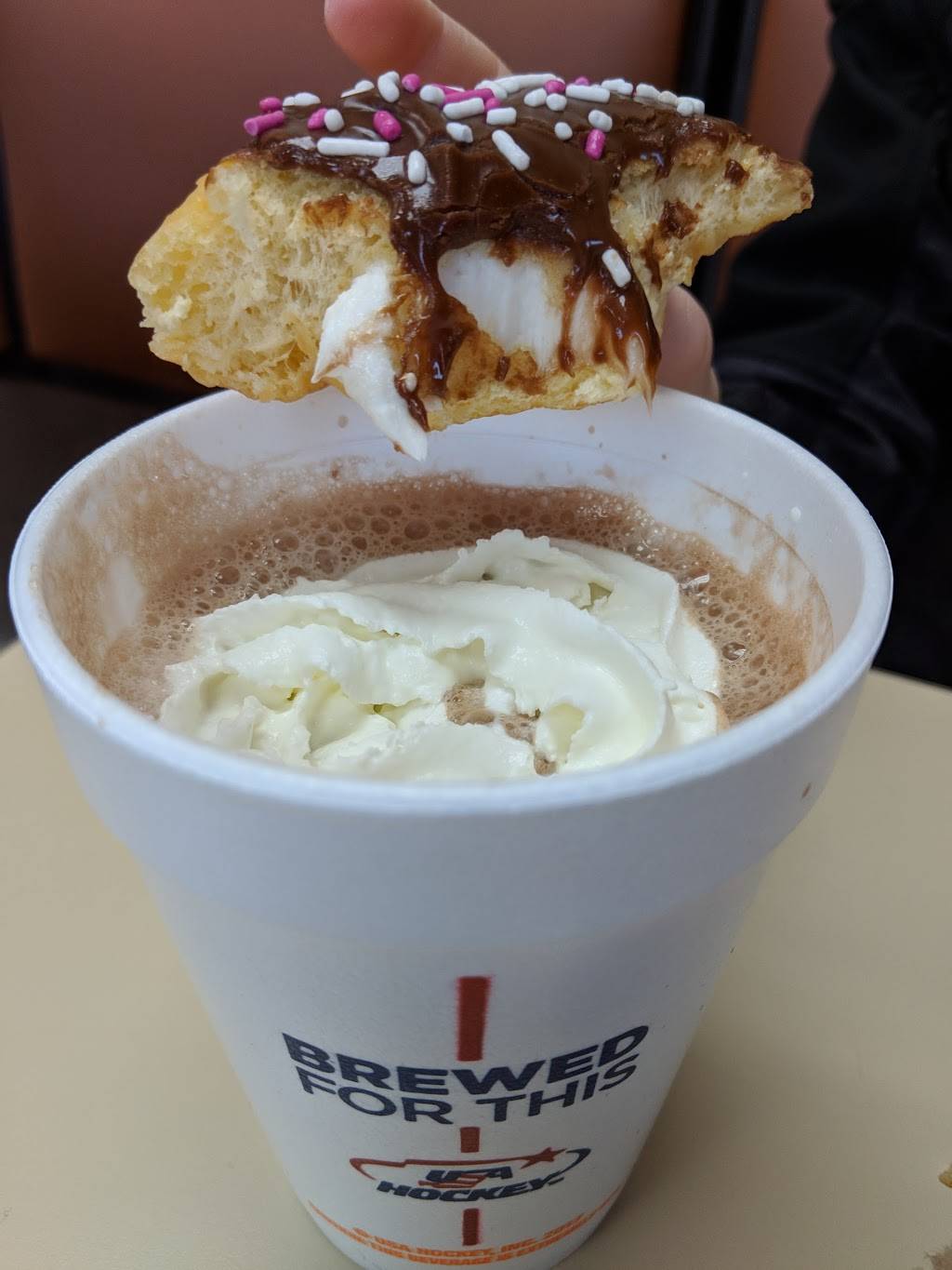 Dunkin | bakery | 1760 Monroe Ave, Rochester, NY 14618, USA | 5854731620 OR +1 585-473-1620