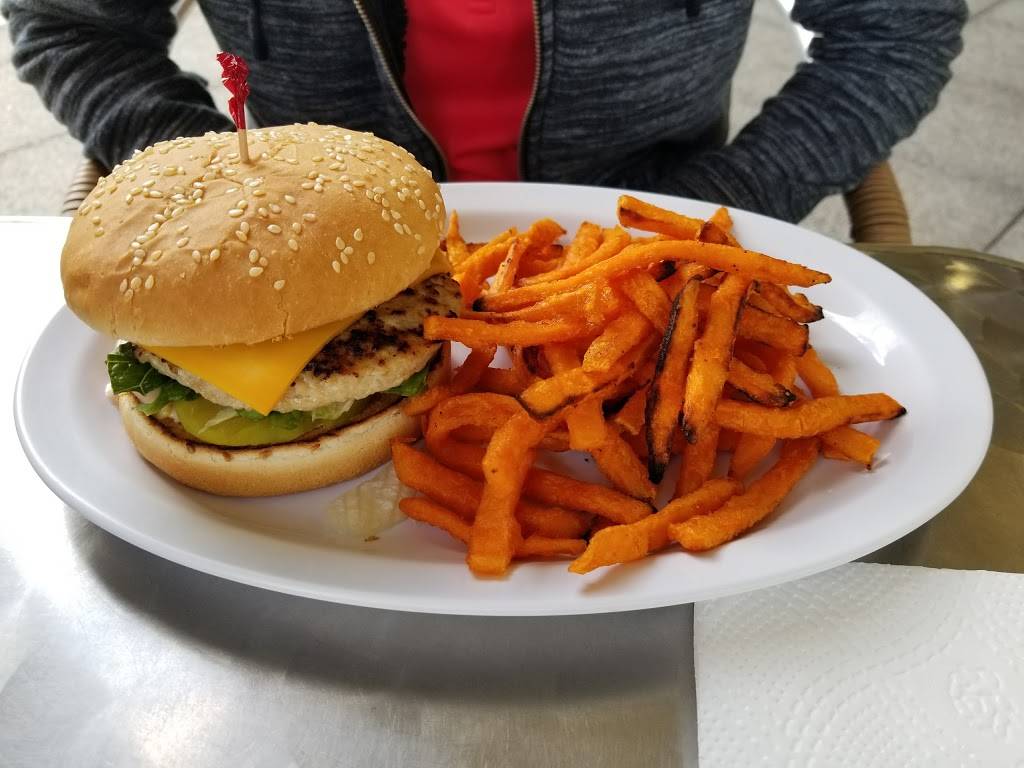 Topz Restaurant | restaurant | 6500 Canoga Ave, Canoga Park, CA 91303, USA | 8183481550 OR +1 818-348-1550