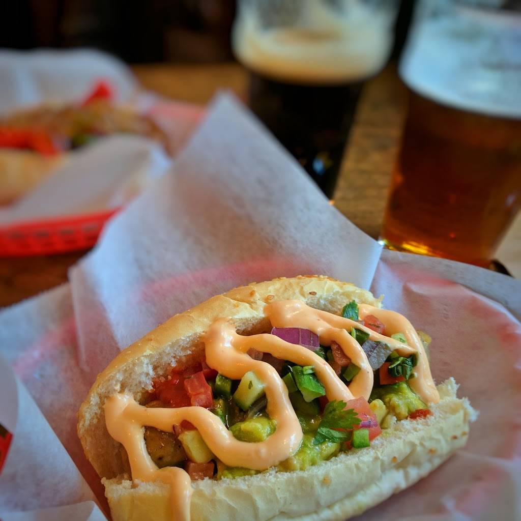 Tonys Darts Away | restaurant | 1710 W Magnolia Blvd, Burbank, CA 91506, USA | 8182531710 OR +1 818-253-1710