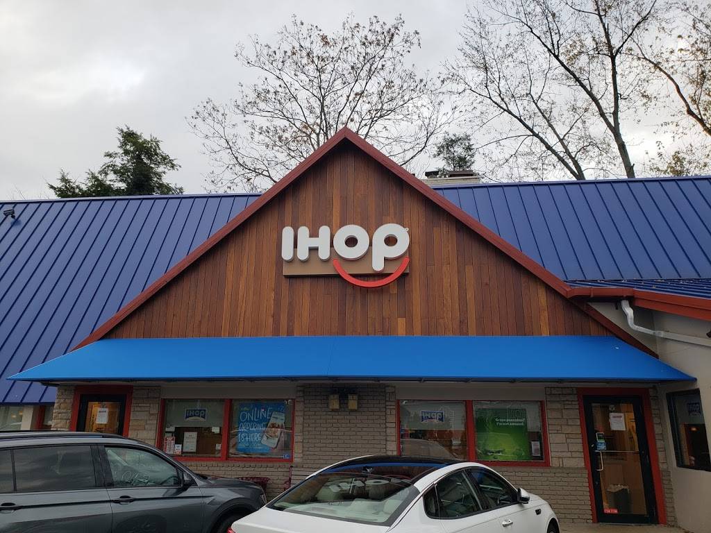 IHOP | restaurant | 1586 Northern Blvd, Manhasset, NY 11030, USA | 5163652732 OR +1 516-365-2732