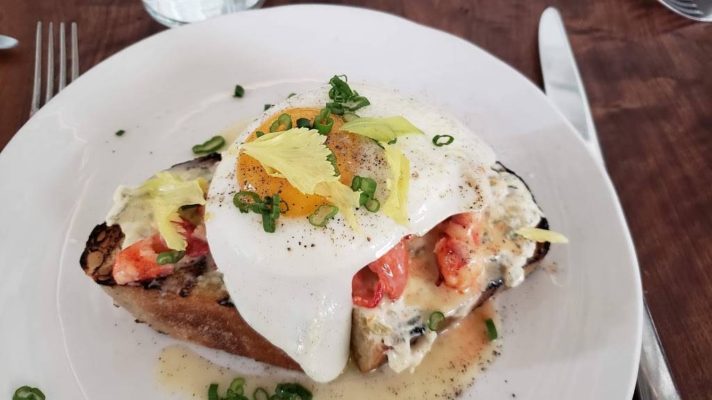 Martina | restaurant | 4312 S Upton Ave, Minneapolis, MN 55410, USA | 6129229913 OR +1 612-922-9913