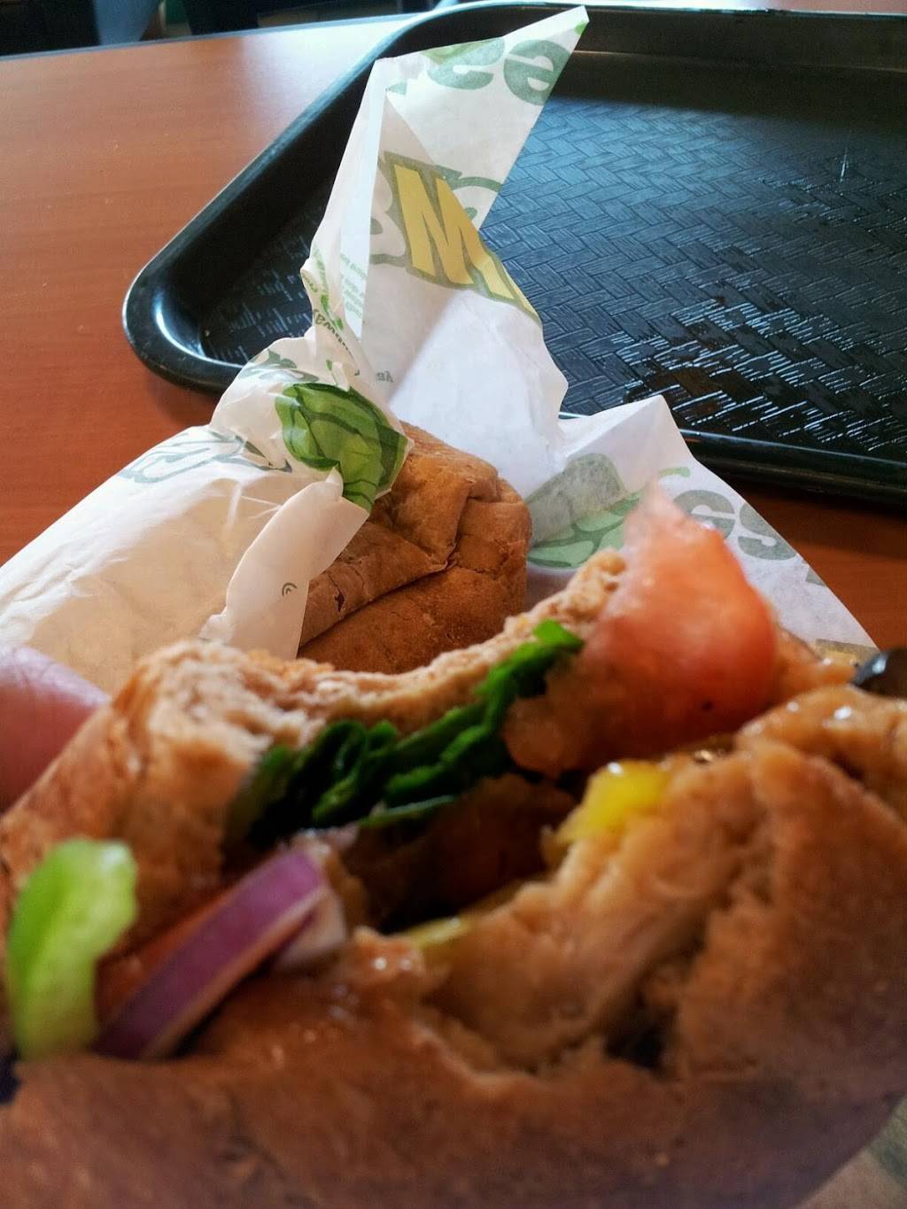 Subway Restaurants | restaurant | 6939-B South Eastern Avenue, Bell Gardens, CA 90201, USA | 3235606800 OR +1 323-560-6800