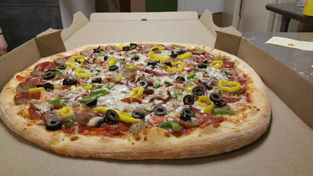 Ole Hampton House Tavern | restaurant | 110 Campbell Ln, Hampton, NY 12837, USA | 5182829240 OR +1 518-282-9240