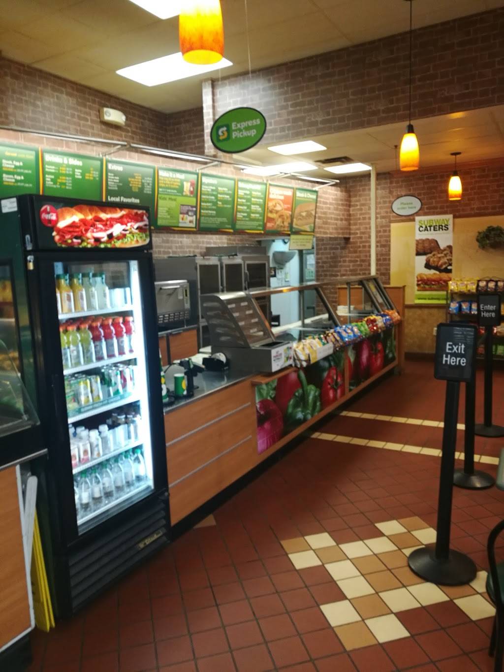 Subway | restaurant | 66-4 Parkhurst Rd, Chelmsford, MA 01824, USA | 9786545270 OR +1 978-654-5270