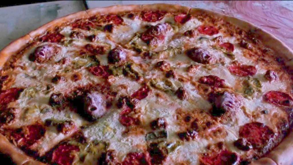 Bambinos Pizzaria & Deli | restaurant | 6230 Federal Blvd, San Diego, CA 92114, USA | 6196488687 OR +1 619-648-8687