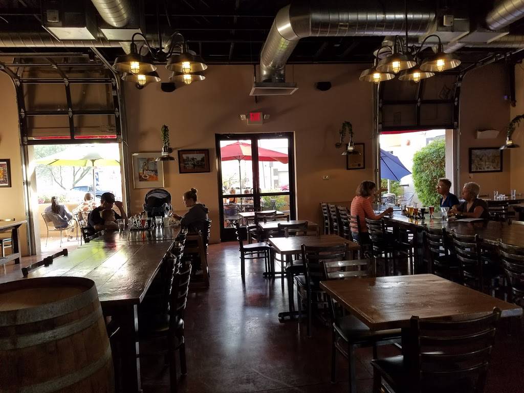 North Mountain Brewing Company | restaurant | 522 E Dunlap Ave, Phoenix, AZ 85020, USA | 6028615999 OR +1 602-861-5999