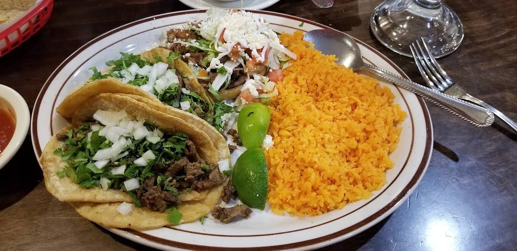 Taqueria La Pinata | restaurant | 6121 N Clinton St, Fort Wayne, IN 46825, USA | 2604838213 OR +1 260-483-8213