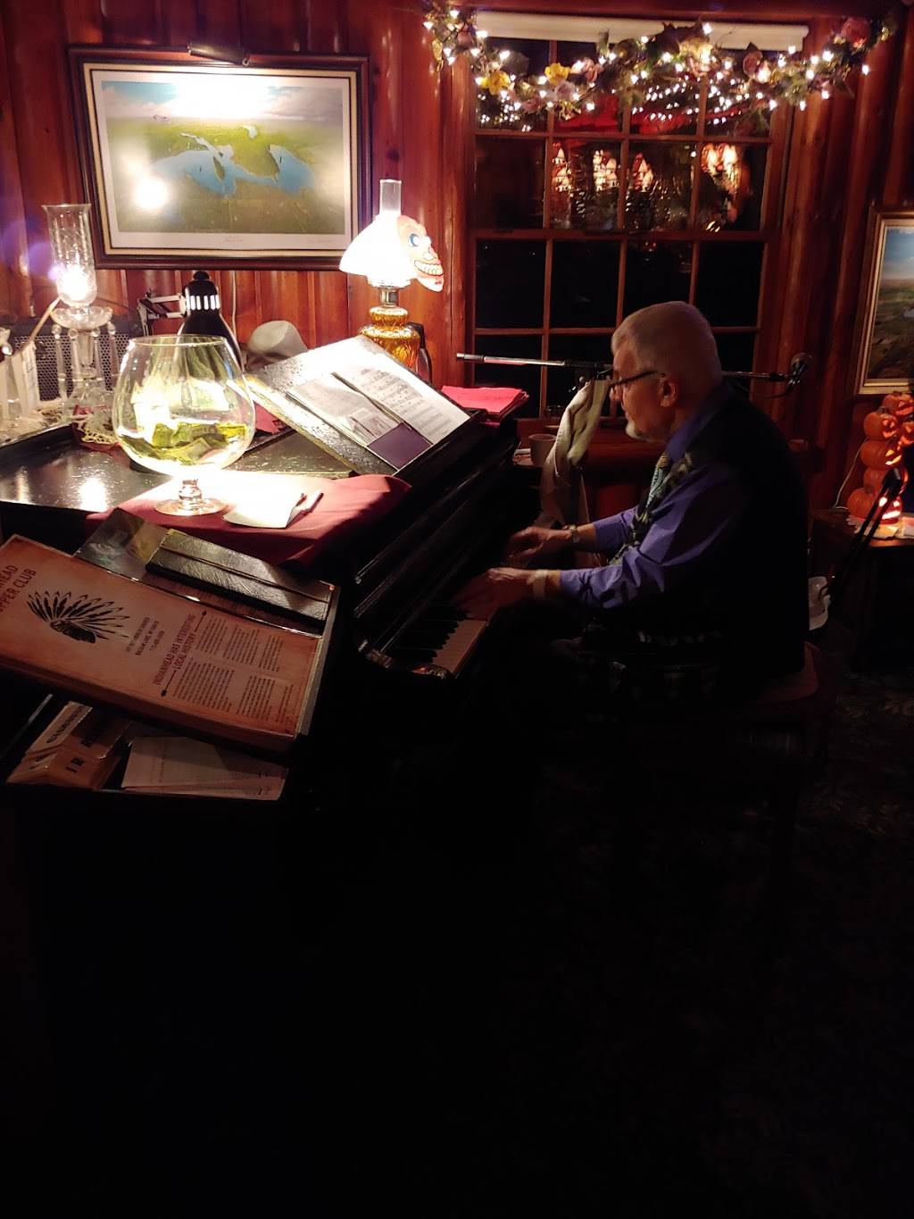 Indianhead Supper Club Inc | restaurant | 107 Indianhead Shores Dr, Balsam Lake, WI 54810, USA | 7154853359 OR +1 715-485-3359