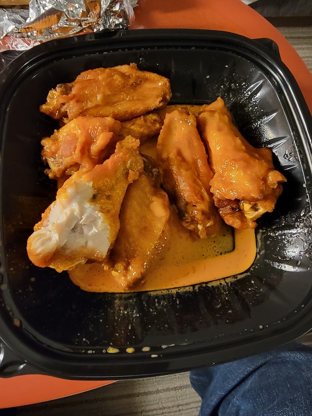 Epic Wings | restaurant | 1098 N State College Blvd, Anaheim, CA 92806, USA | 7148335594 OR +1 714-833-5594