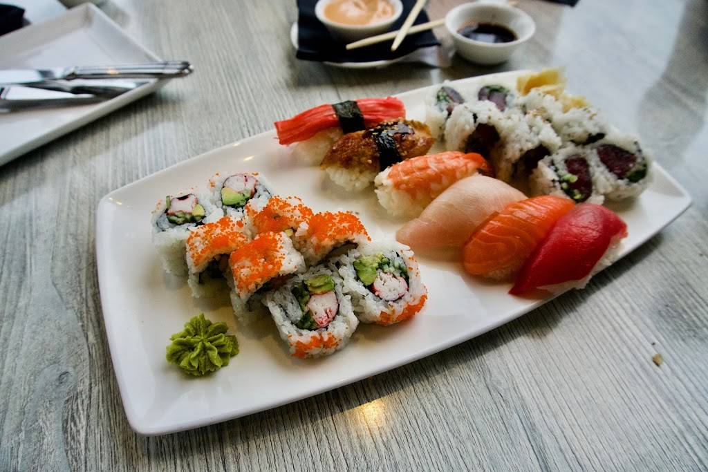 The Cowfish Sushi Burger Bar | restaurant | 6000 Universal Blvd #700, Orlando, FL 32819, USA | 4072243663 OR +1 407-224-3663