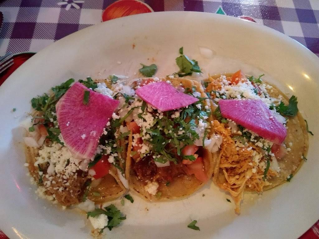 Café Corazón | restaurant | 2394 S Kinnickinnic Ave, Milwaukee, WI 53207, USA | 4145442774 OR +1 414-544-2774