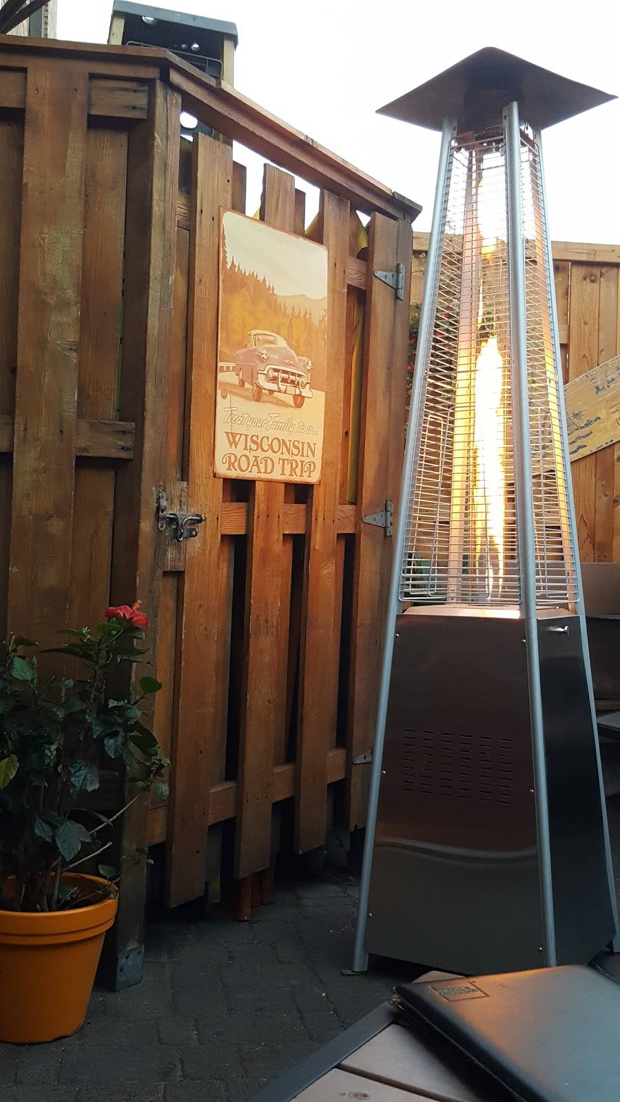 San Pedro Cafe | restaurant | 426 2nd St, Hudson, WI 54016, USA | 7153864003 OR +1 715-386-4003