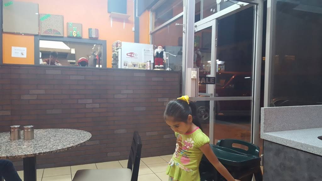 Marantonyz Pizza | restaurant | Diego Esquivel 348, Lucio Blanco, 22706 Rosarito, B.C., Mexico | 016615271874 OR +52 661 527 1874