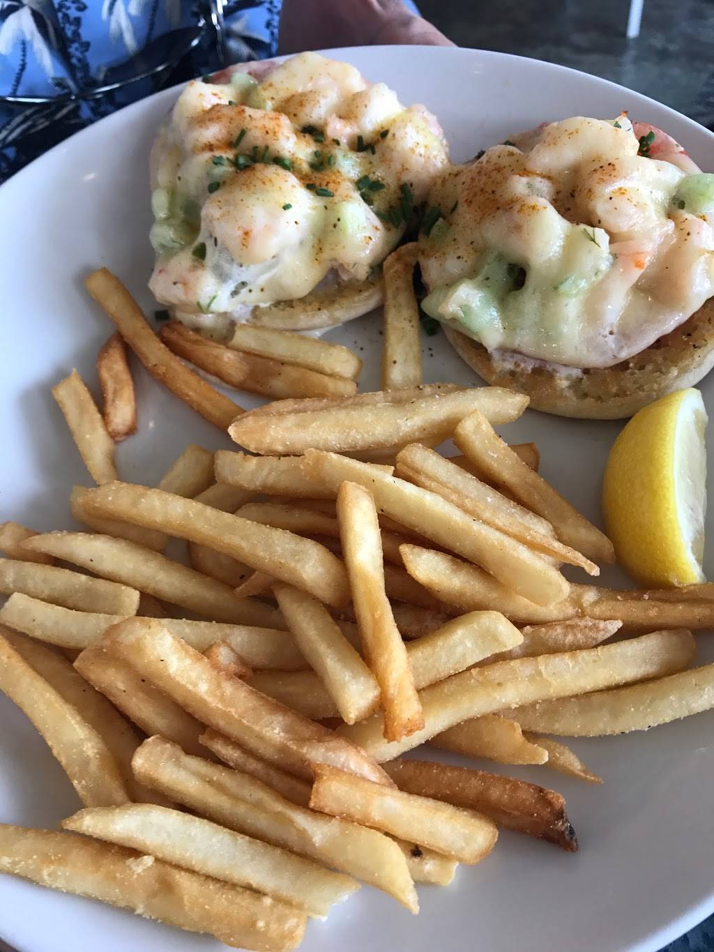 Poseidon Coastal Cuisine | restaurant | 38 Shelter Cove Ln #121, Hilton Head Island, SC 29928, USA | 8433413838 OR +1 843-341-3838