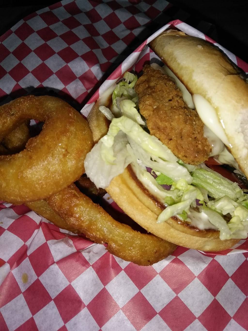 Webs Burger | restaurant | 625 7th St, Modesto, CA 95354, USA | 2095243539 OR +1 209-524-3539