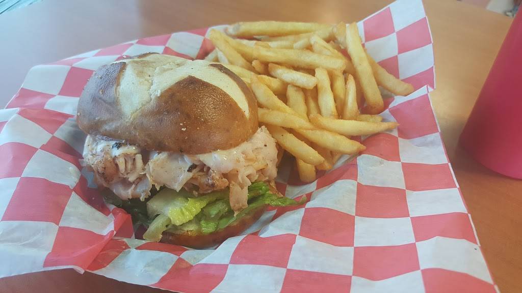 Bill & Ruths Subs & Burgers - Claremore | restaurant | 928 W Will Rogers Blvd, Claremore, OK 74017, USA | 9183423300 OR +1 918-342-3300