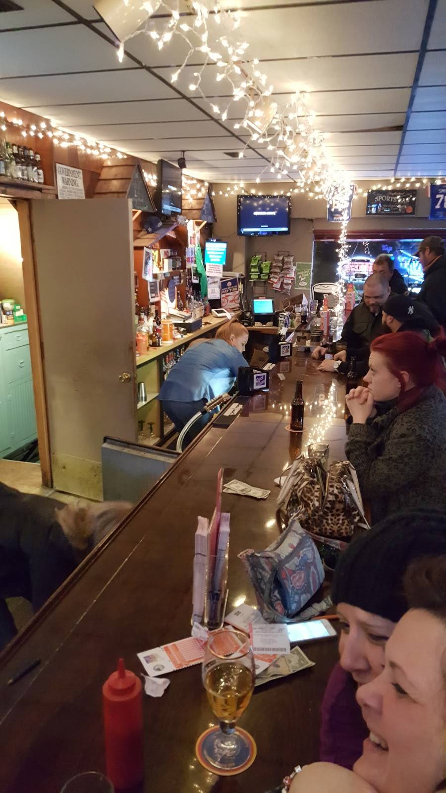 Sports on Tap | restaurant | 29 Stonewood Ave, Rochester, NY 14616, USA | 5858655310 OR +1 585-865-5310