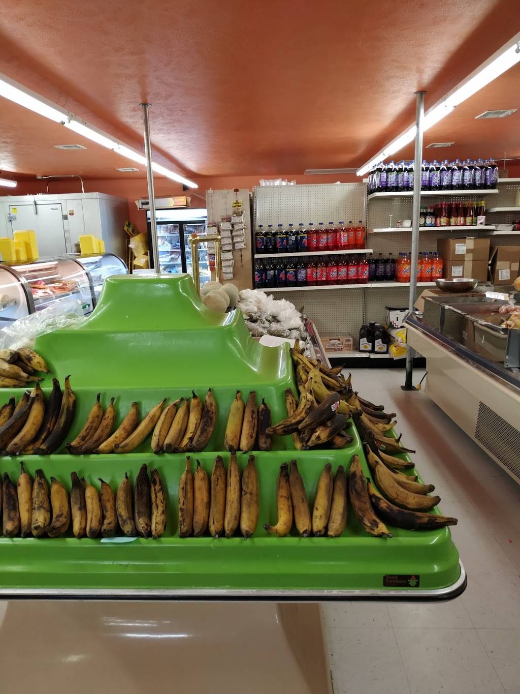 Mi Pueblito Market | restaurant | 226 E Main St, Green Forest, AR 72638, USA | 8704384240 OR +1 870-438-4240