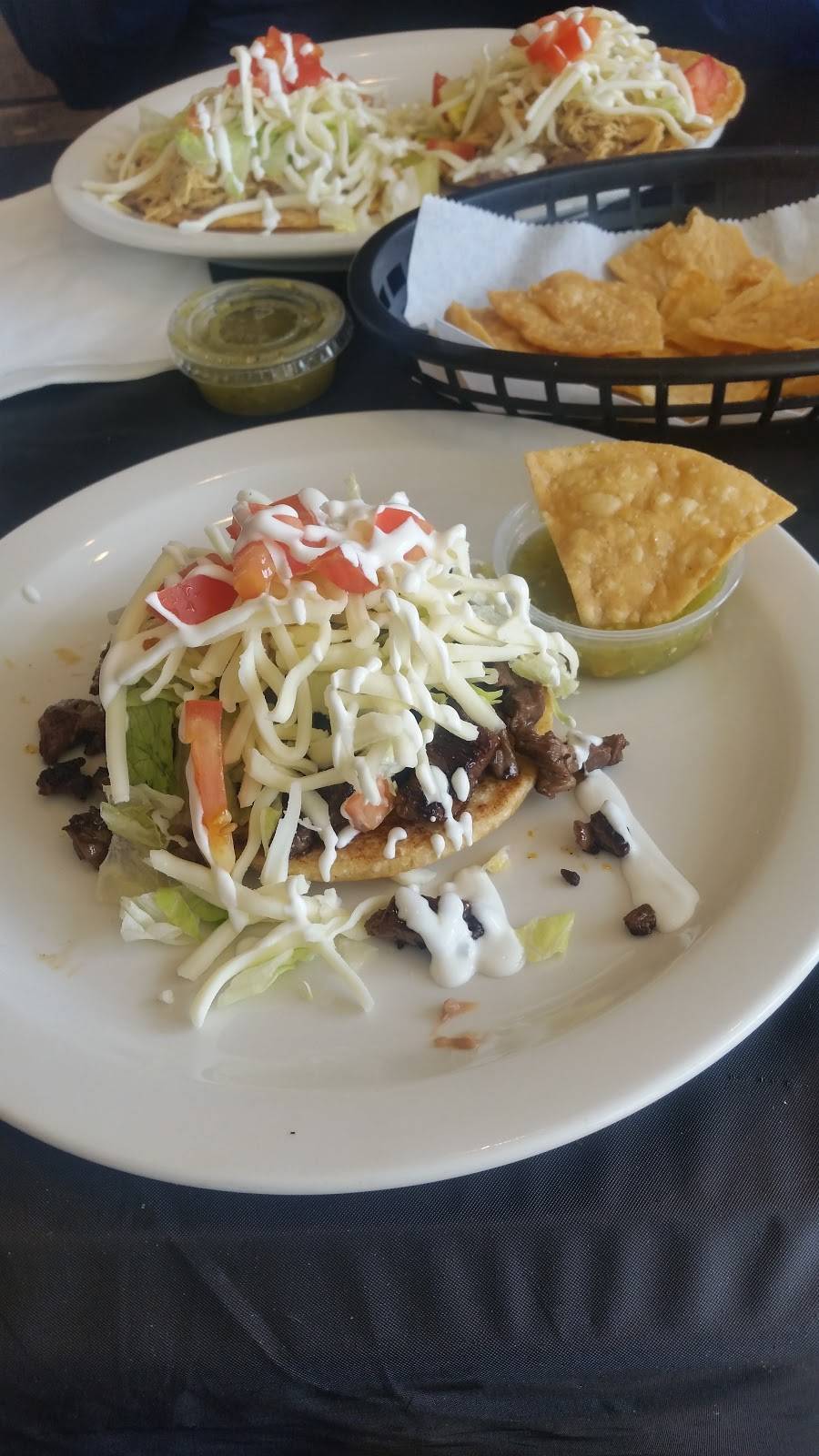 Quesabroso | restaurant | 1805 S Wolf Rd, Hillside, IL 60162, USA | 7082360346 OR +1 708-236-0346