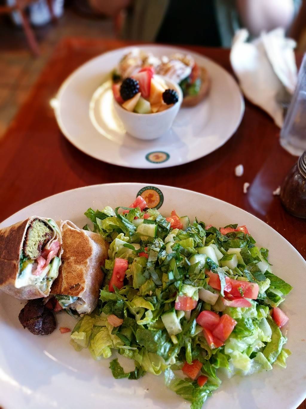 Panini Kabob Grill | restaurant | 2810 N Main St, Santa Ana, CA 92705, USA | 7149731000 OR +1 714-973-1000