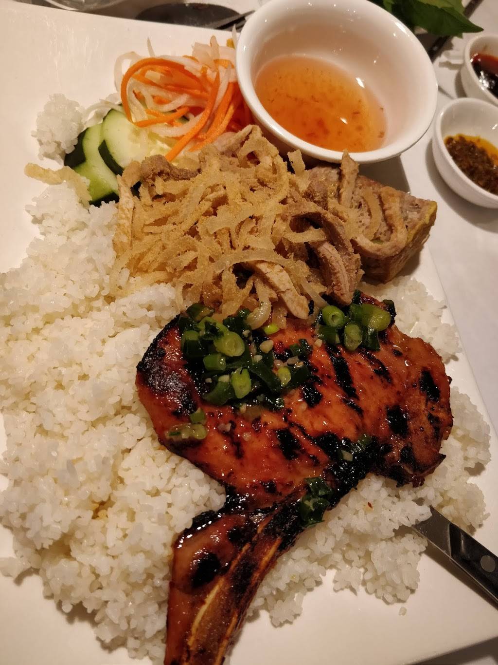 Hoanh Long Vietnamese & Chinese Restaurant | restaurant | 6148 N Lincoln Ave, Chicago, IL 60659, USA | 7735837770 OR +1 773-583-7770