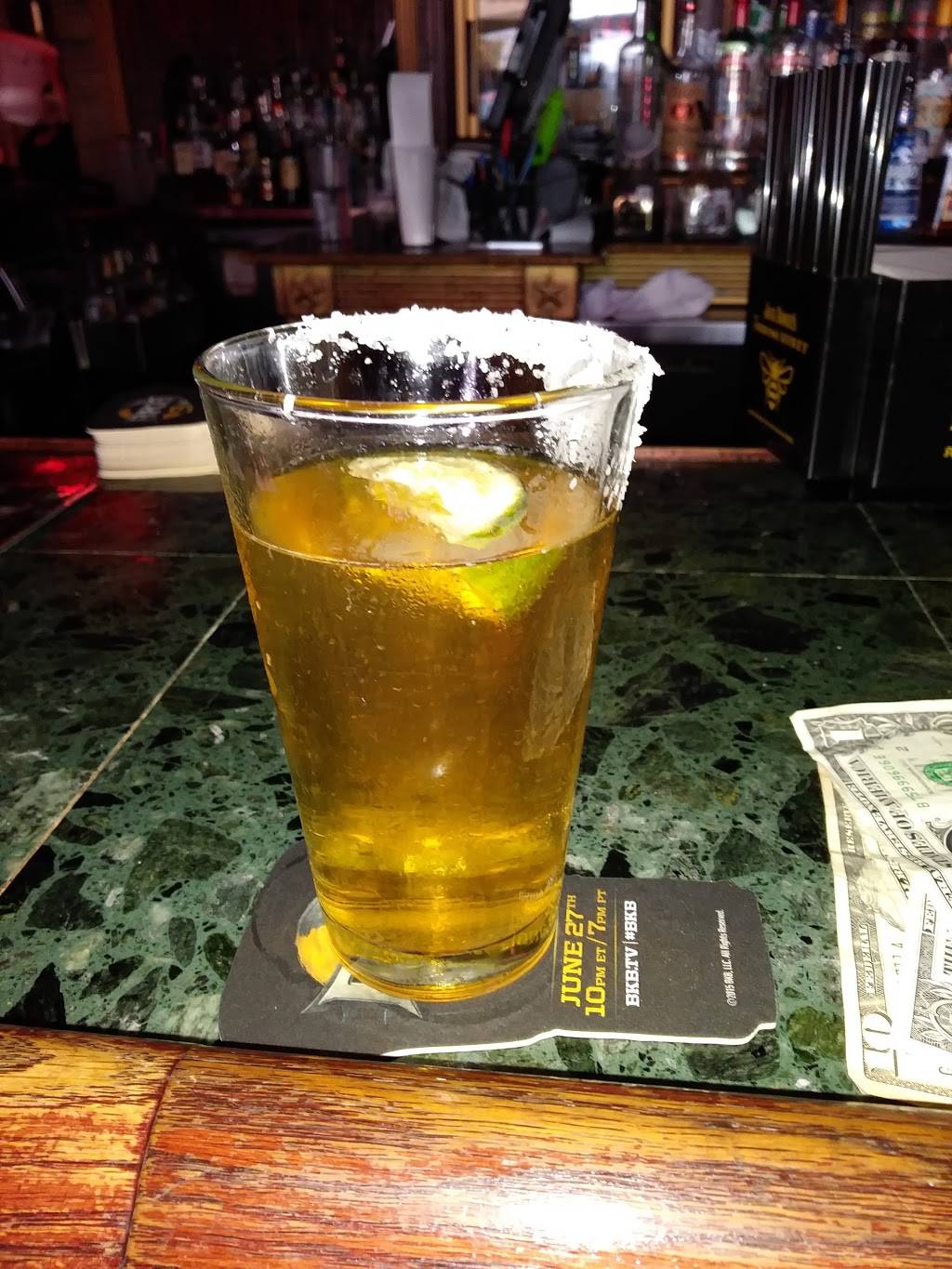 Fast Eddies Billiards | restaurant | 7616 Culebra Rd, San Antonio, TX 78251, USA | 2103905212 OR +1 210-390-5212