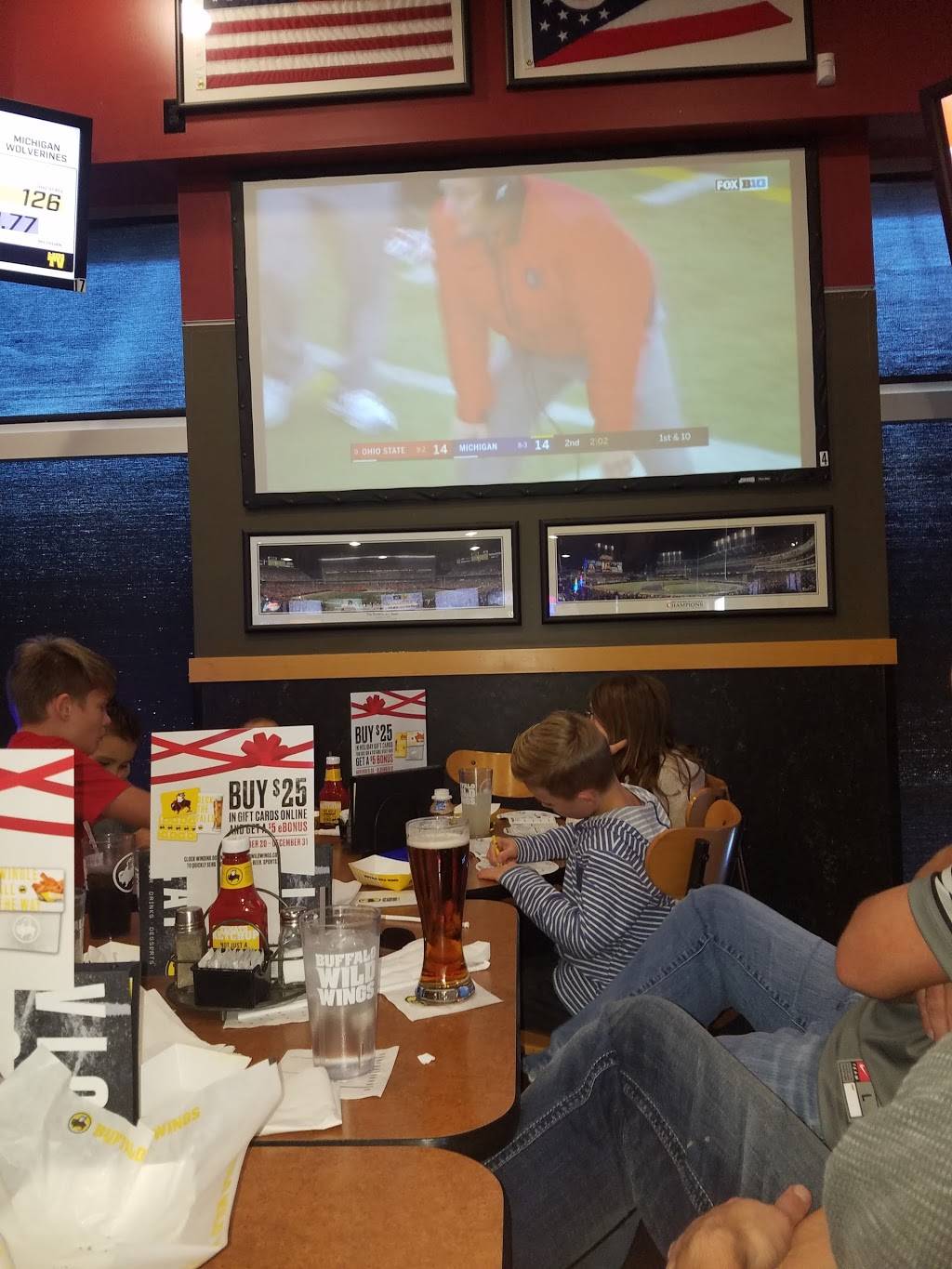 Buffalo Wild Wings | restaurant | 651 Colemans Crossing Blvd, Marysville, OH 43040, USA | 9376421452 OR +1 937-642-1452