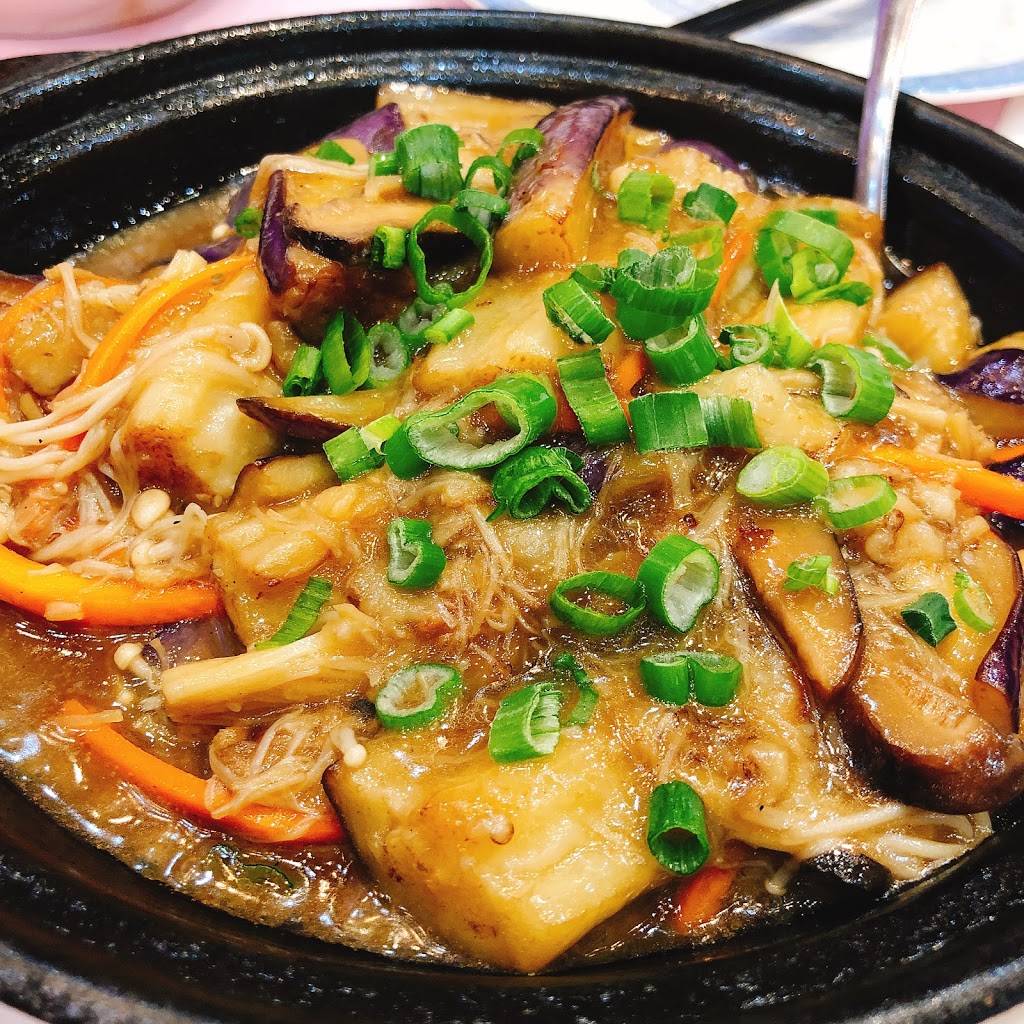 Broadway Chinese Seafood | restaurant | 83-17 Broadway, Queens, NY 11373, USA | 7186990688 OR +1 718-699-0688