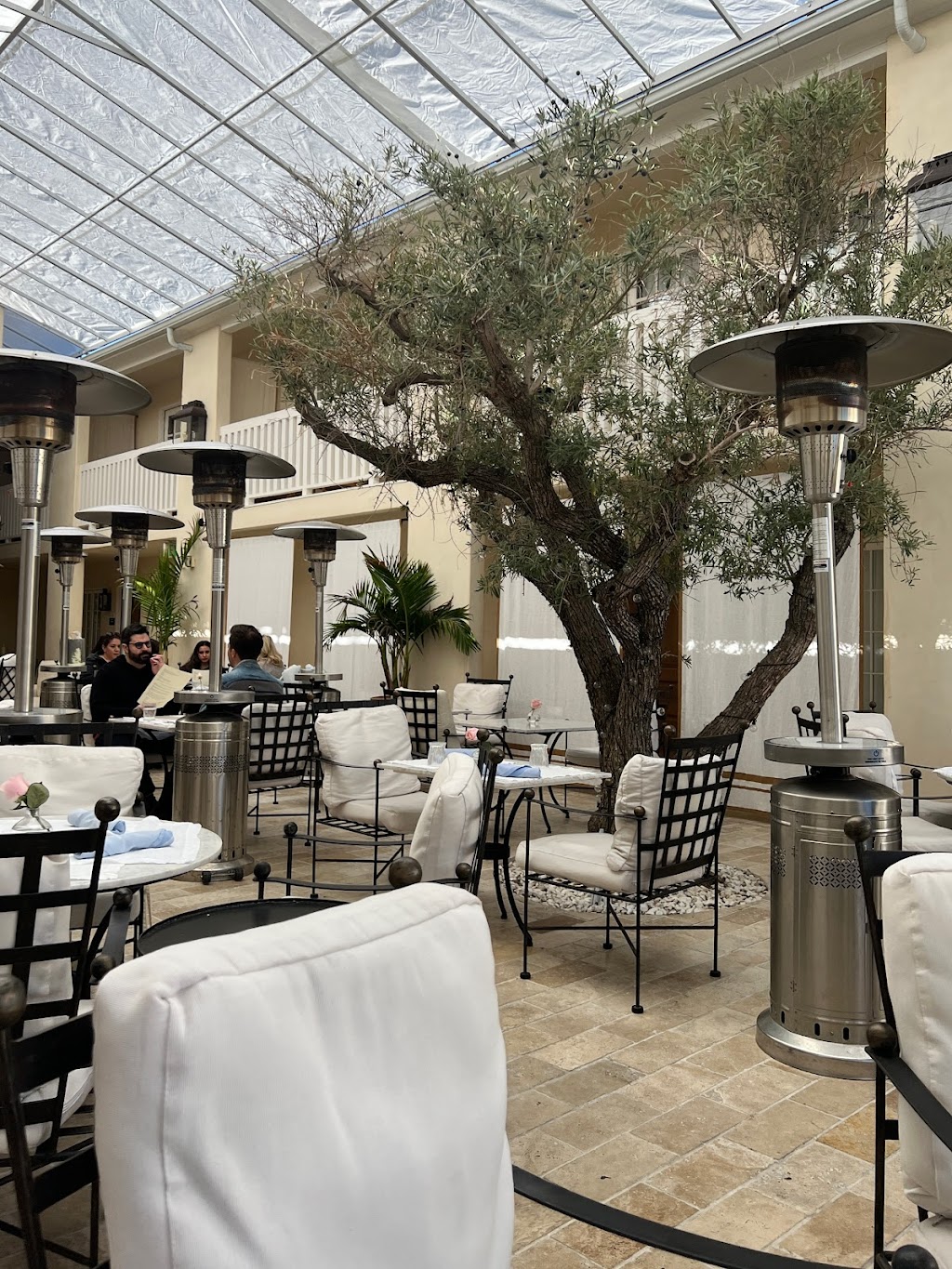 Cara Restaurant | restaurant | 1730 N Western Ave, Los Angeles, CA 90027, USA | 3236728990 OR +1 323-672-8990