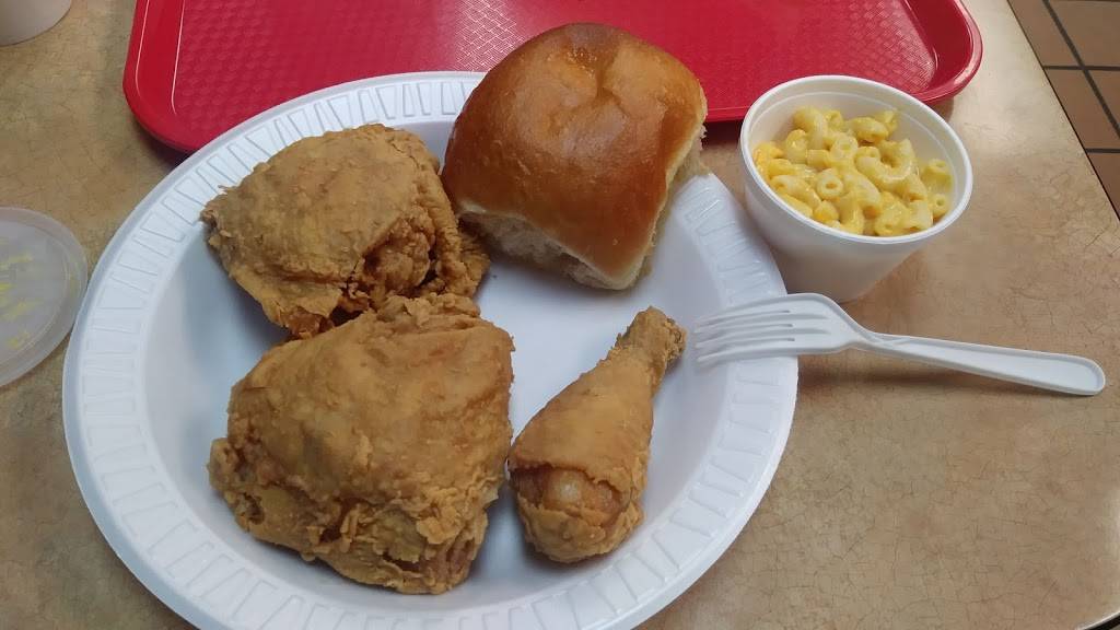 Chicken Express | restaurant | 42 US-87, Comfort, TX 78013, USA | 8309952750 OR +1 830-995-2750