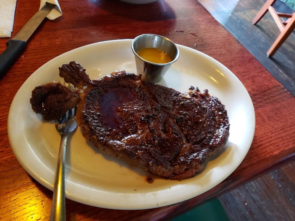 Dublins Crossing | restaurant | 1114 West Ave, Crossville, TN 38555, USA | 9317871400 OR +1 931-787-1400