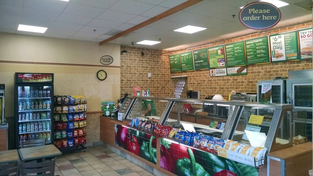 Subway | meal takeaway | 4301 Stone Way N Suite A, Seattle, WA 98103, USA | 2067326553 OR +1 206-732-6553