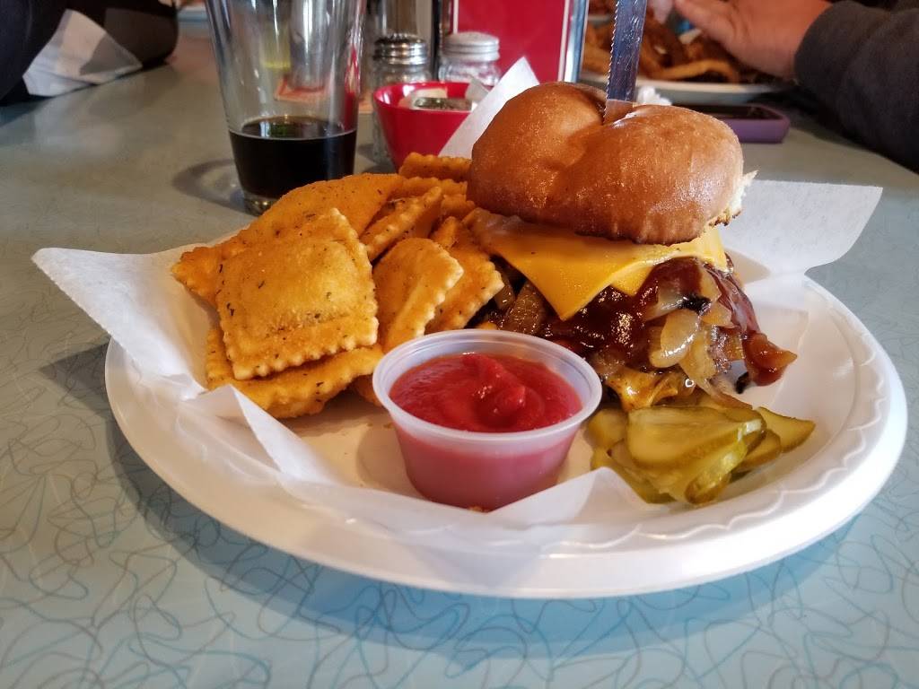 Chuck Wagon Restaurant | restaurant | 760 FDR Ln, Florence, WI 54121, USA | 7156966220 OR +1 715-696-6220