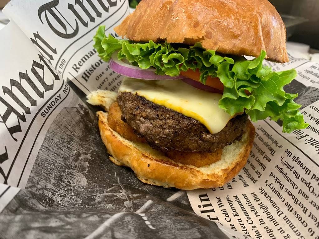 Burger Box | restaurant | 1316 Government St, Ocean Springs, MS 39564, USA | 2282814384 OR +1 228-281-4384