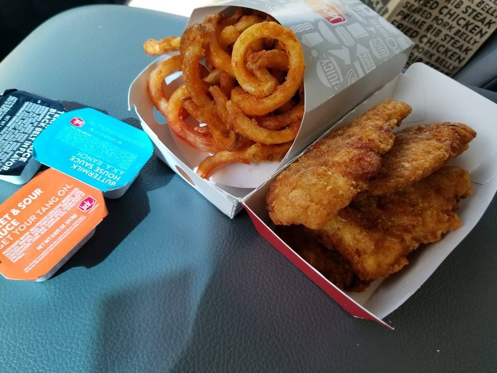 Jack in the Box | restaurant | 550 S Victoria Ave, Oxnard, CA 93035, USA | 8059852420 OR +1 805-985-2420