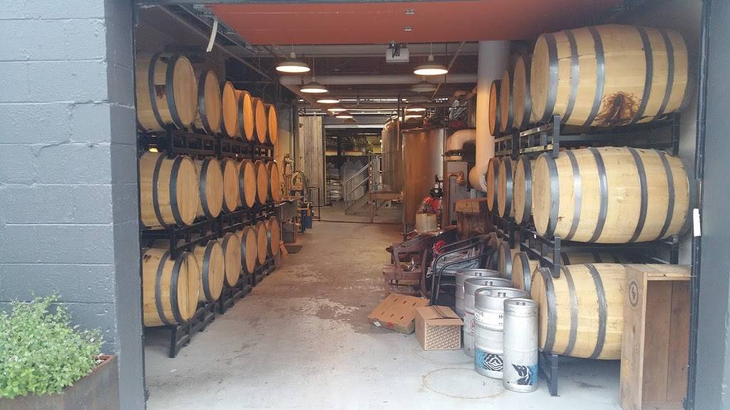 Watershed Kitchen & Bar | restaurant | 1145 Chesapeake Ave STE D, Columbus, OH 43212, USA | 6143571936 OR +1 614-357-1936