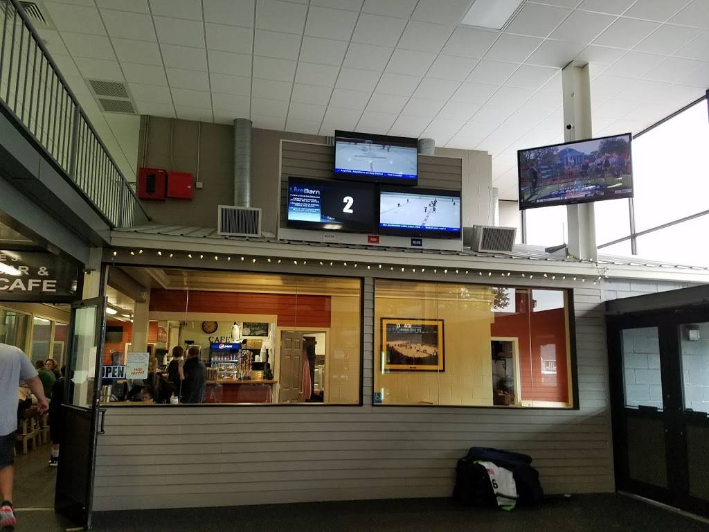 Skate Three Snack Bar | restaurant | 350 Middlesex Rd, Tyngsborough, MA 01879, USA | 9786494022 OR +1 978-649-4022