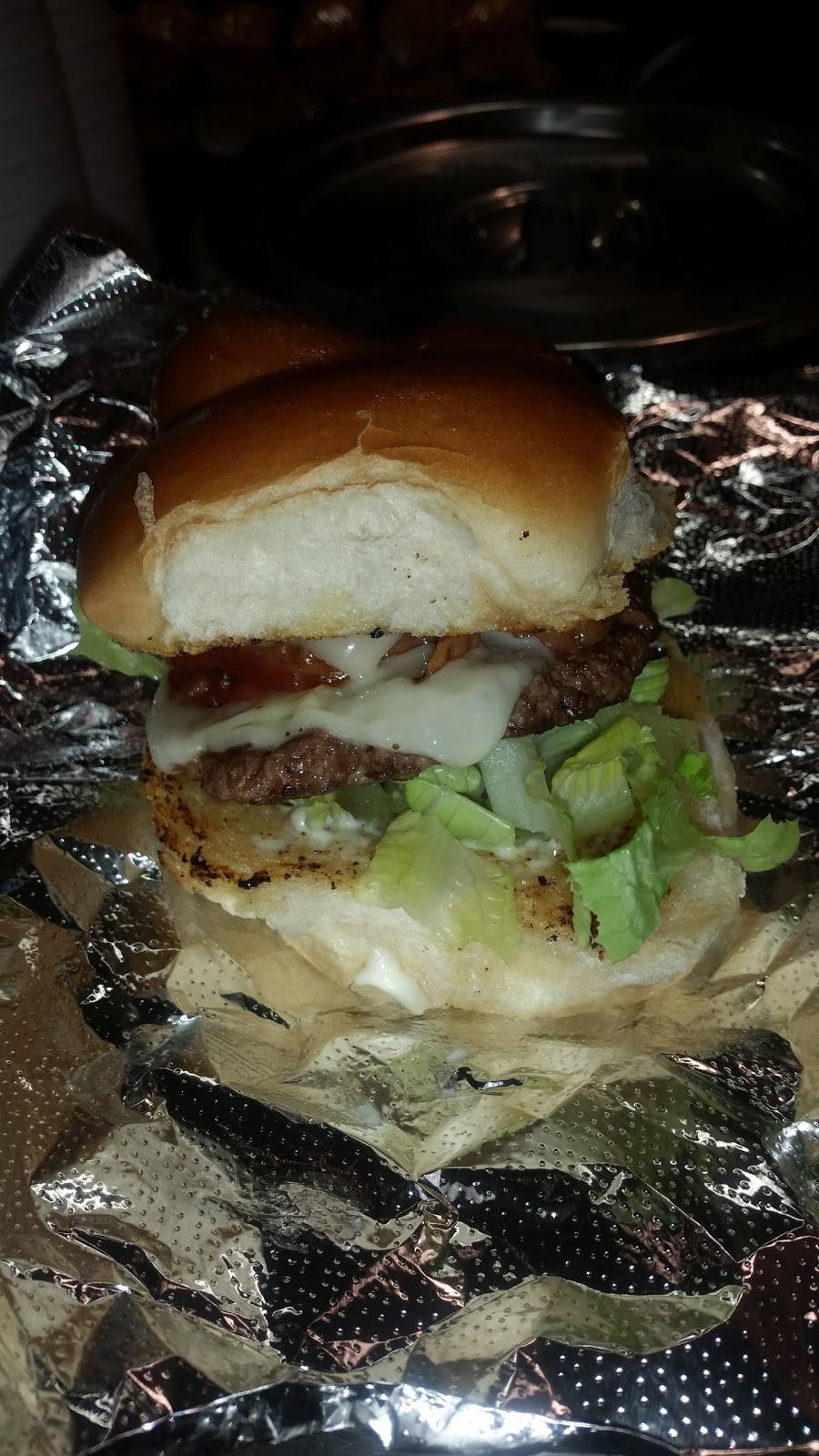 Grill & Greens | restaurant | 220 Alexander St, Rochester, NY 14607, USA | 5852326312 OR +1 585-232-6312