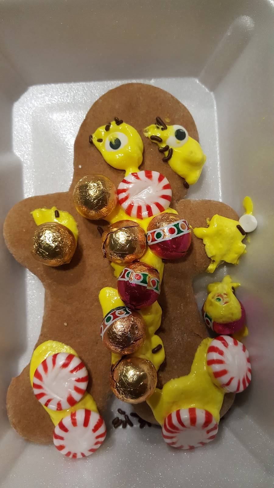 The Village Lanterne | restaurant | 155 N Wellwood Ave, Lindenhurst, NY 11757, USA | 6312251690 OR +1 631-225-1690