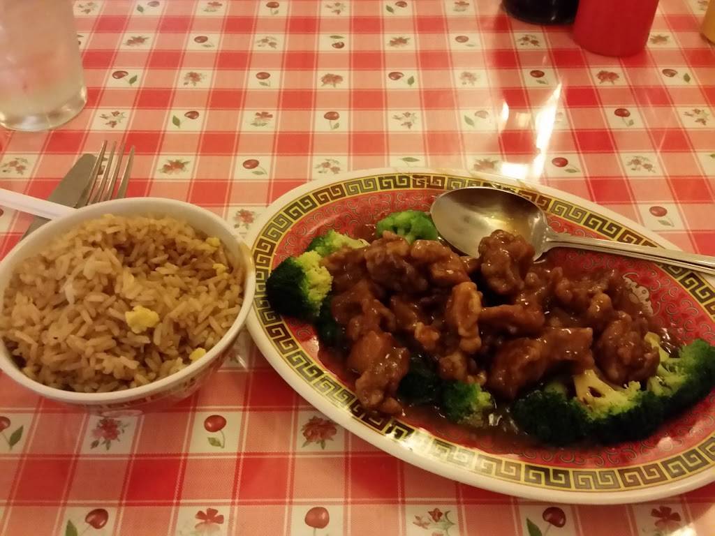 Golden Wall | restaurant | 3201 Fern Valley Rd #111, Louisville, KY 40213, USA | 5029689717 OR +1 502-968-9717