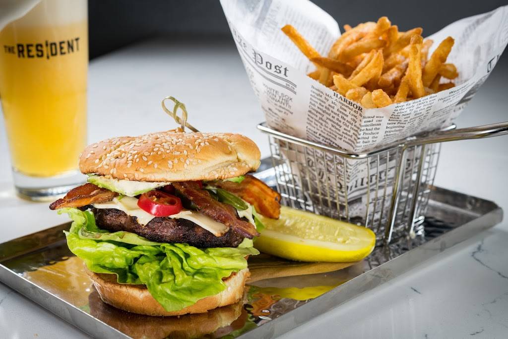 The Resident | restaurant | 1011 W Holmes Ave #4923, Mesa, AZ 85210, USA | 4808335555 OR +1 480-833-5555