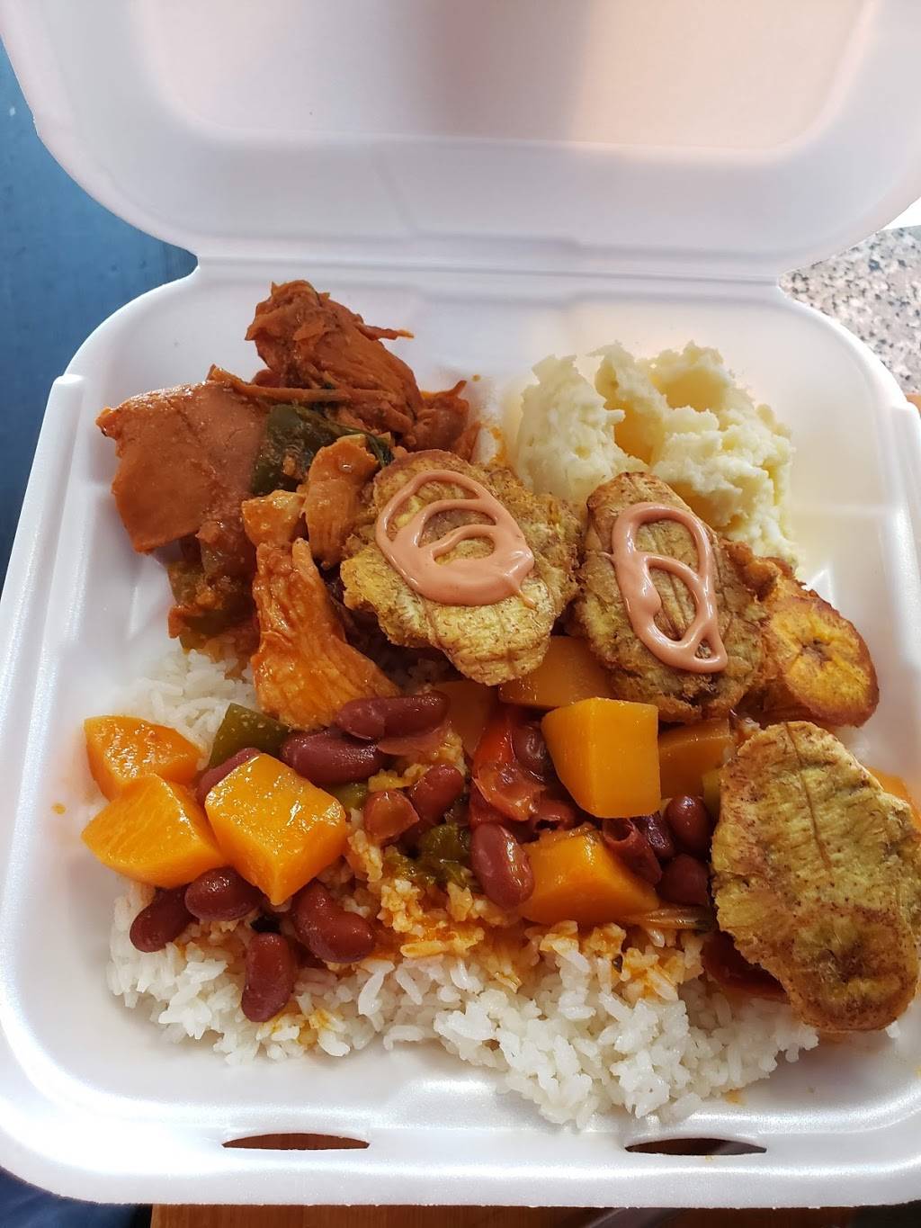 Tonys Cocina | restaurant | 765 N Main St, Leominster, MA 01453, USA | 9788468983 OR +1 978-846-8983