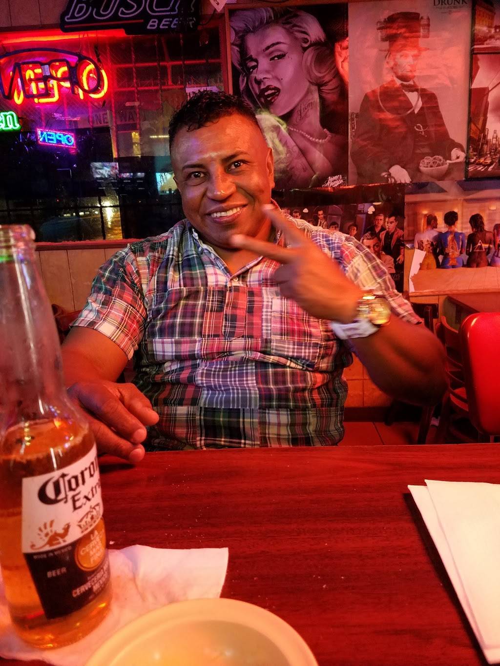 Sabor Nica Restaurant | restaurant | 49 NW 12th Ave, Miami, FL 33128, USA | 3055450145 OR +1 305-545-0145