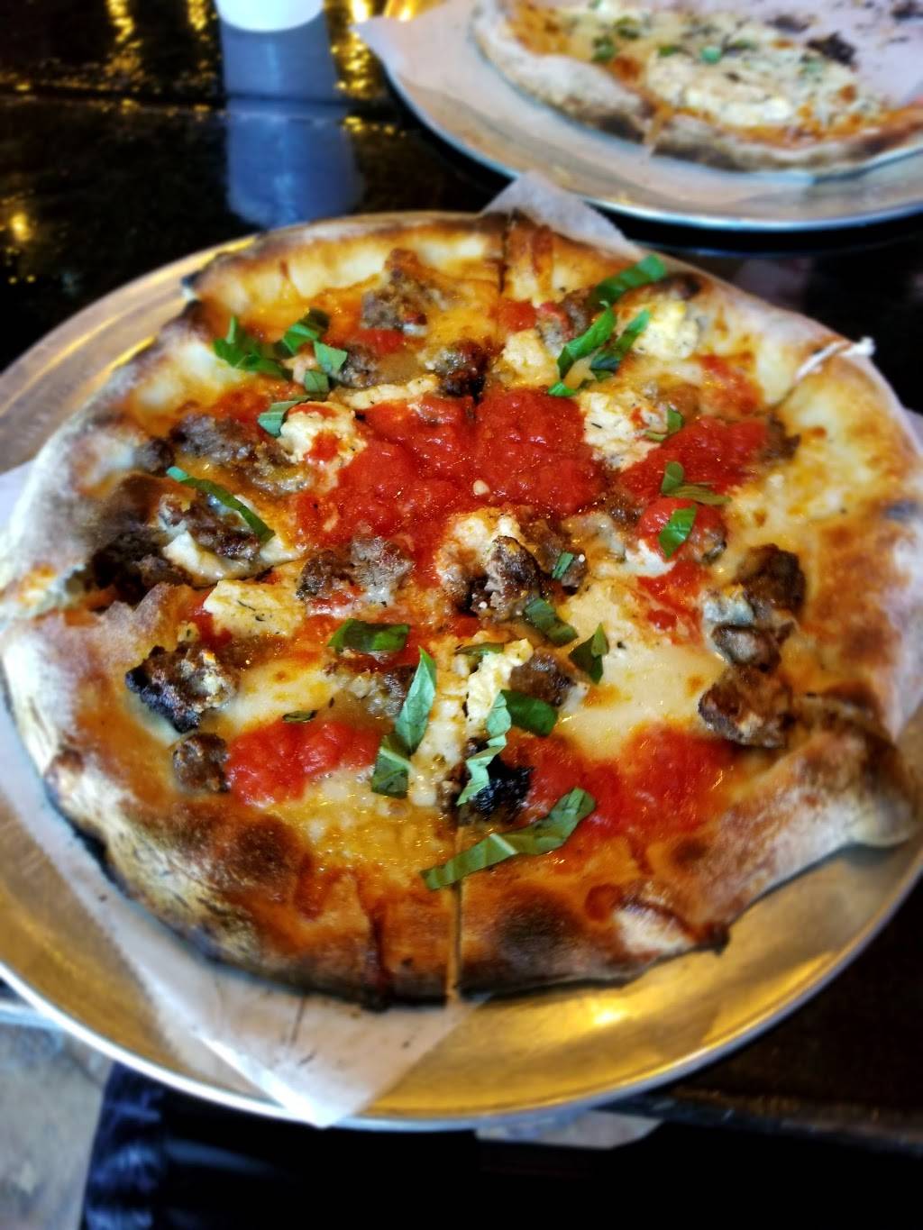 Pizza Box | meal takeaway | 923 Central Ave, St. Petersburg, FL 33705, USA | 7276230444 OR +1 727-623-0444