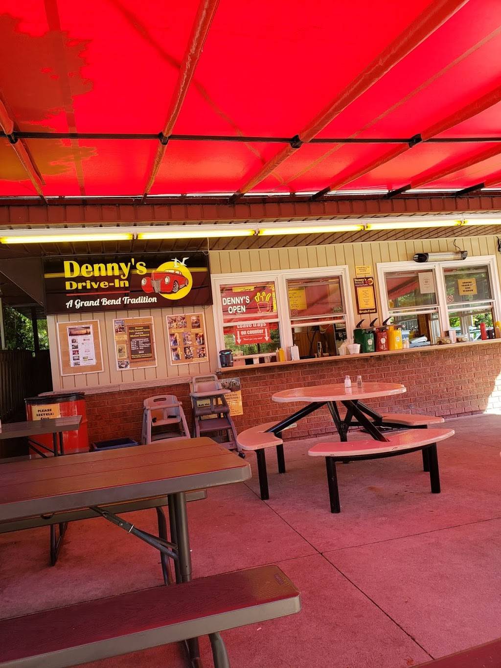 Dennys Drive-In | restaurant | 86 Ontario St S, Grand Bend, ON N0M 1T0, Canada | 5197015808 OR +1 519-701-5808