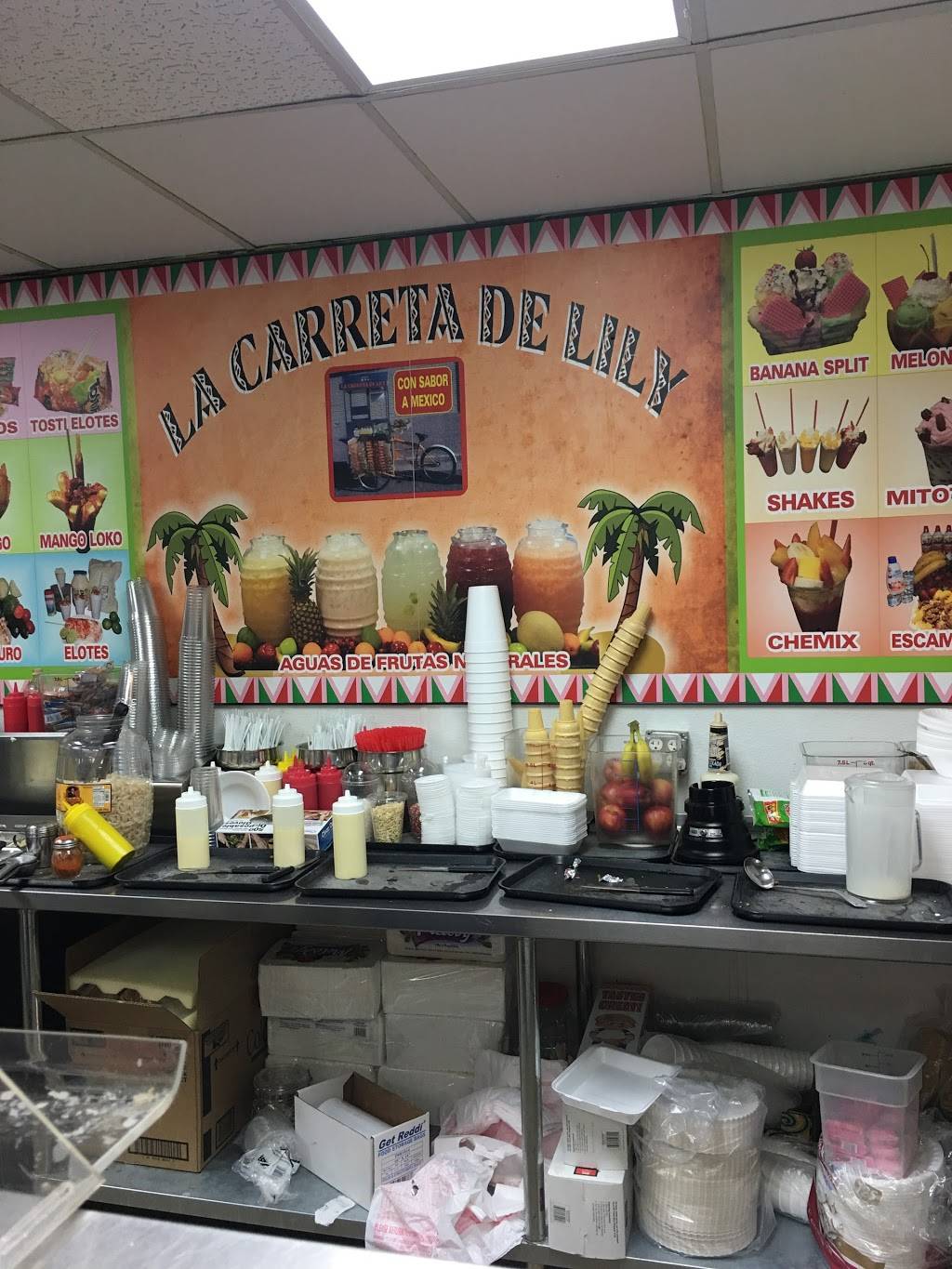 La Carreta de Lily | restaurant | 3326 N 19th Ave, Phoenix, AZ 85015, USA | 6022651279 OR +1 602-265-1279