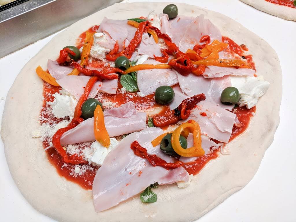 Lucia Pizzeria | restaurant | 8755 SW 72nd St, Miami, FL 33173, USA | 3052491043 OR +1 305-249-1043