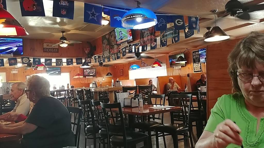 Busters Sports Tavern | restaurant | 16681 McGregor Blvd, Fort Myers, FL 33908, USA | 2394664144 OR +1 239-466-4144