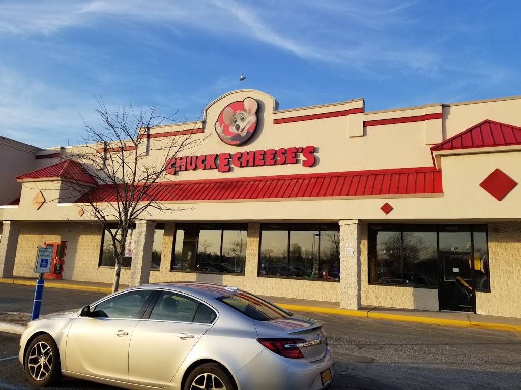 Chuck E. Cheeses | restaurant | 155 Sunrise Hwy, West Islip, NY 11795, USA | 6313761800 OR +1 631-376-1800