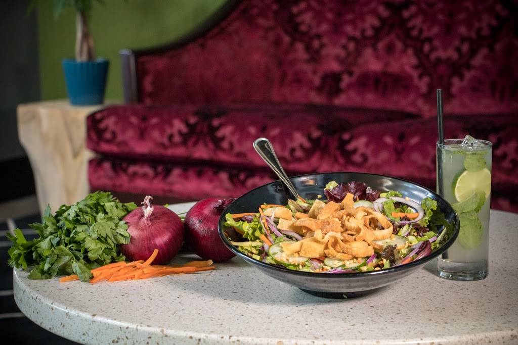 The Backlot | restaurant | 4005 South Ave Suite A, Springfield, MO 65807, USA | 4177089599 OR +1 417-708-9599